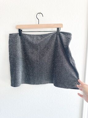 VS PINK Victoria's Secret Metallic Silver Black Sparkle Mini Skirt Size XXL